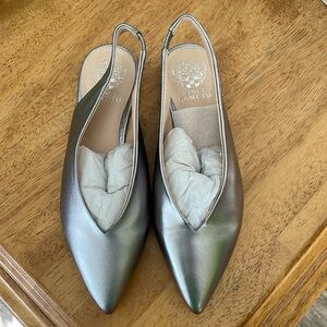 Brand new Vince Camuto metallic leather flats